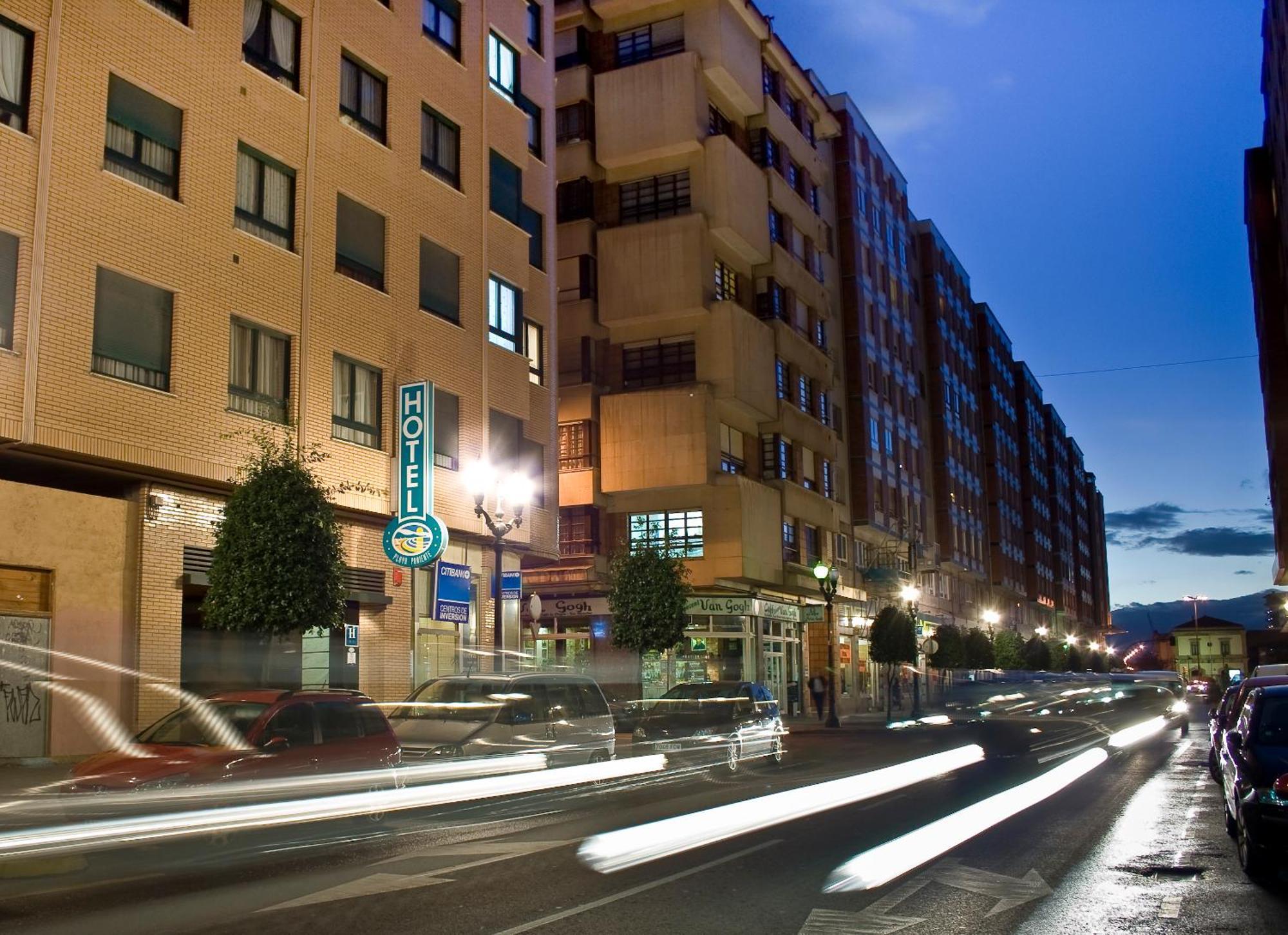 Hotel Playa Poniente Χιχόν Εξωτερικό φωτογραφία