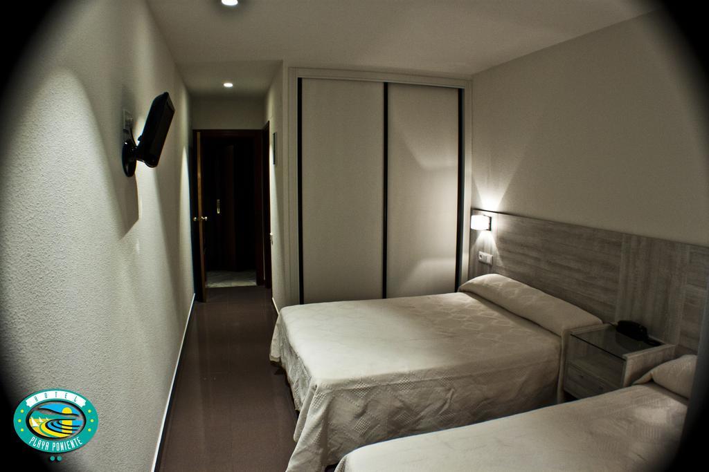 Hotel Playa Poniente Χιχόν Εξωτερικό φωτογραφία