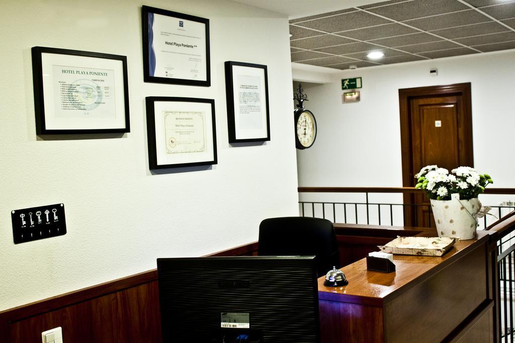 Hotel Playa Poniente Χιχόν Εξωτερικό φωτογραφία