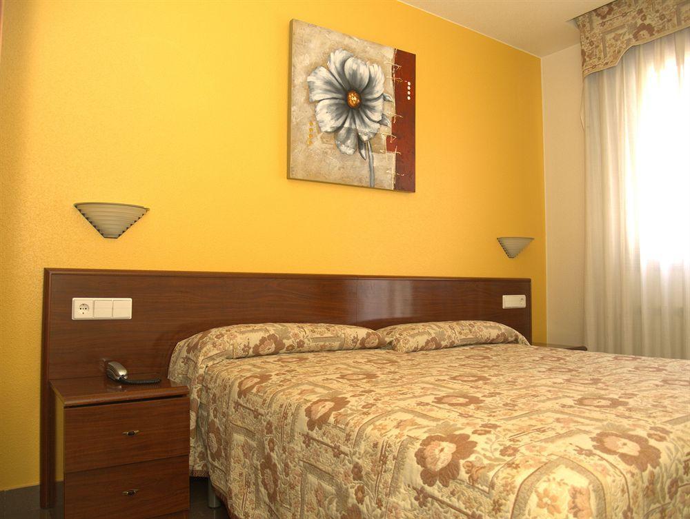 Hotel Playa Poniente Χιχόν Εξωτερικό φωτογραφία