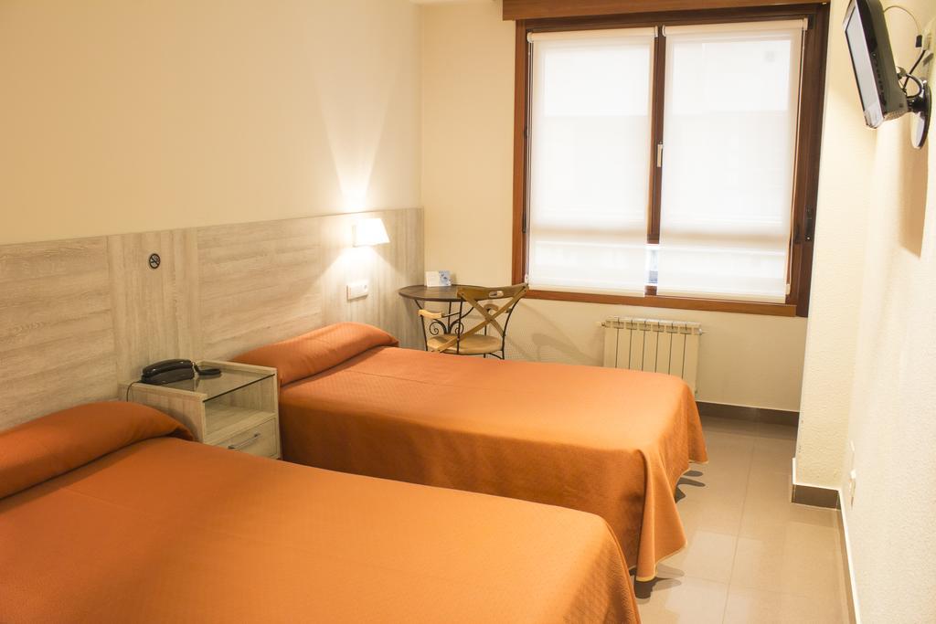 Hotel Playa Poniente Χιχόν Εξωτερικό φωτογραφία