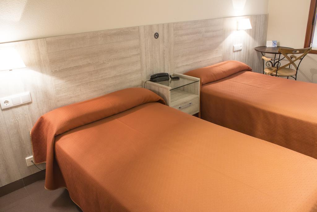 Hotel Playa Poniente Χιχόν Εξωτερικό φωτογραφία
