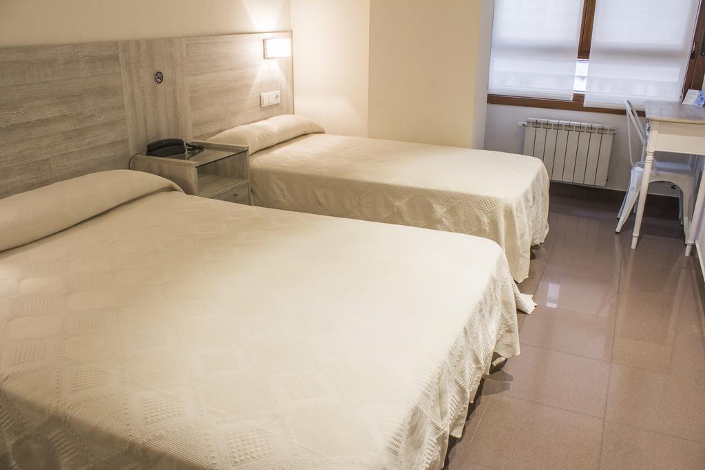 Hotel Playa Poniente Χιχόν Εξωτερικό φωτογραφία