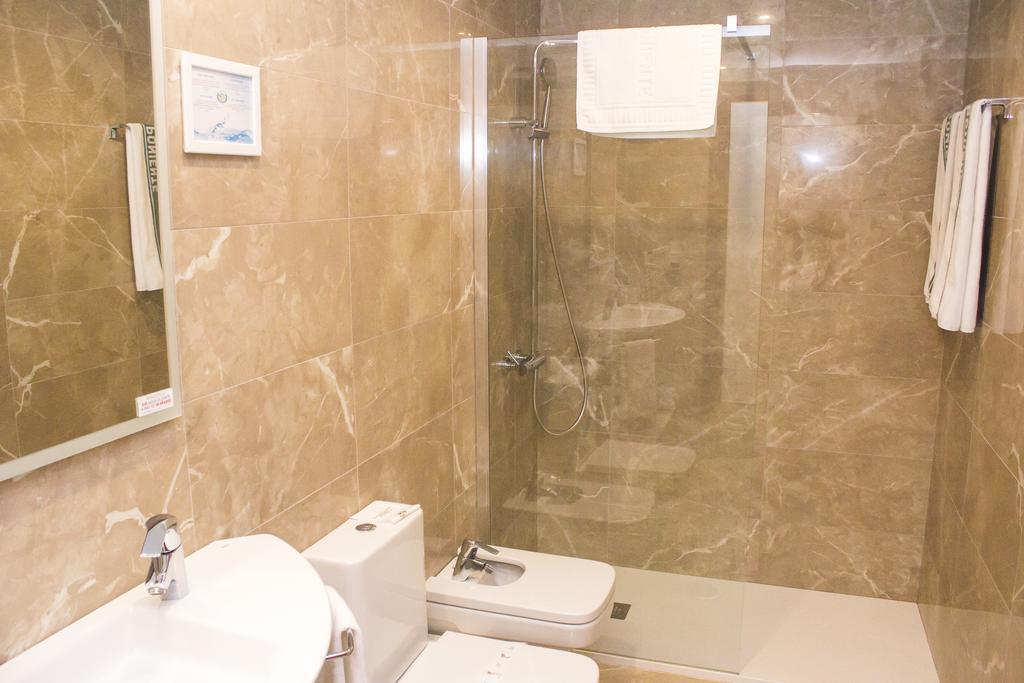 Hotel Playa Poniente Χιχόν Εξωτερικό φωτογραφία